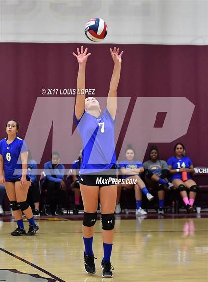 Thumbnail 1 in Charter Oak @ West Covina photogallery.