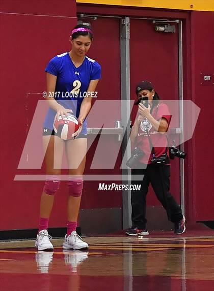 Thumbnail 3 in Charter Oak @ West Covina photogallery.