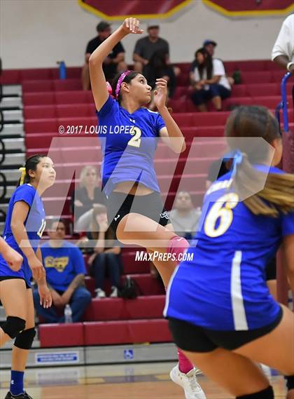 Thumbnail 3 in Charter Oak @ West Covina photogallery.