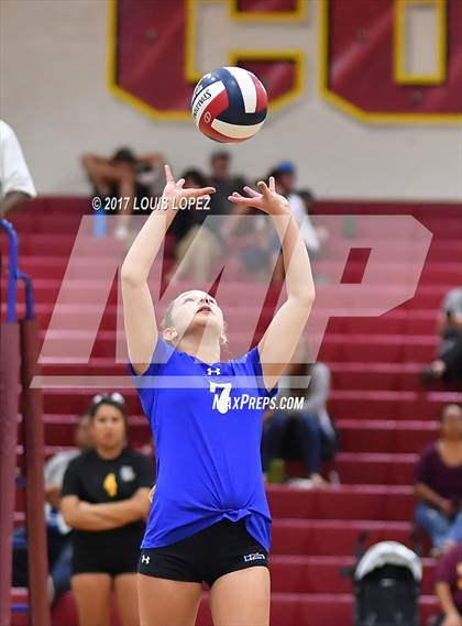 Thumbnail 3 in Charter Oak @ West Covina photogallery.