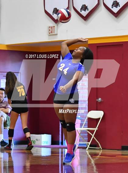Thumbnail 2 in Charter Oak @ West Covina photogallery.