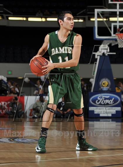 Thumbnail 1 in Damien vs. Santa Margarita (CIF-SS 3AA Final)  photogallery.