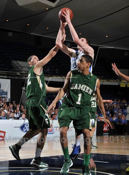 Thumbnail 3 in Damien vs. Santa Margarita (CIF-SS 3AA Final)  photogallery.