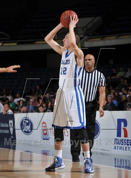 Thumbnail 2 in Damien vs. Santa Margarita (CIF-SS 3AA Final)  photogallery.