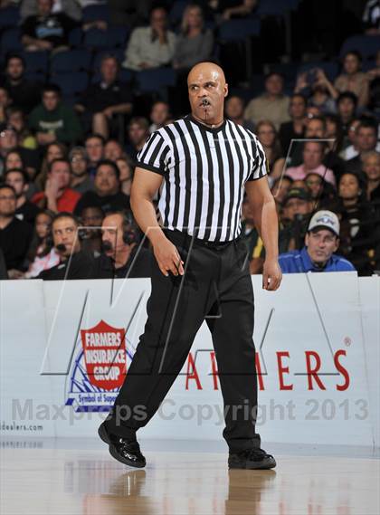 Thumbnail 2 in Damien vs. Santa Margarita (CIF-SS 3AA Final)  photogallery.