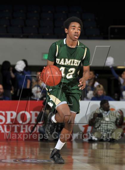 Thumbnail 1 in Damien vs. Santa Margarita (CIF-SS 3AA Final)  photogallery.