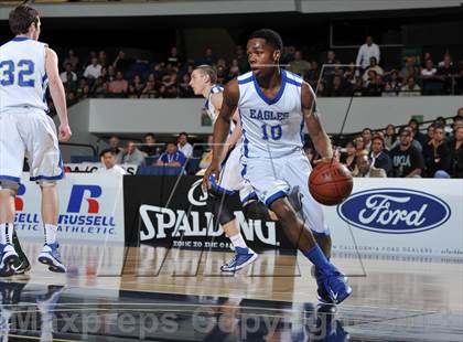 Thumbnail 2 in Damien vs. Santa Margarita (CIF-SS 3AA Final)  photogallery.