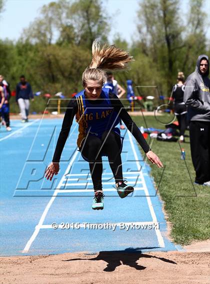 Thumbnail 1 in Mississippi 8 Conference Meet photogallery.