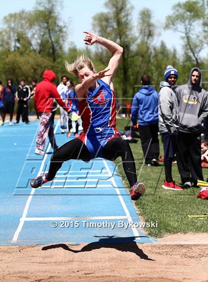 Thumbnail 2 in Mississippi 8 Conference Meet photogallery.