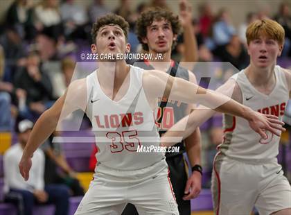 Thumbnail 2 in Grace Christian Academy vs. Bullitt East photogallery.