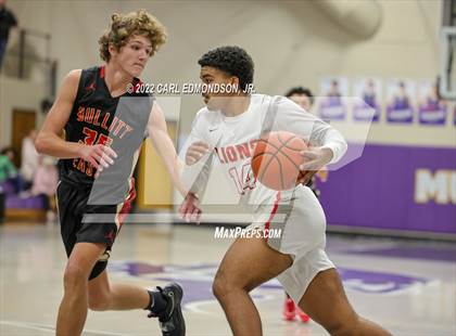 Thumbnail 2 in Grace Christian Academy vs. Bullitt East photogallery.