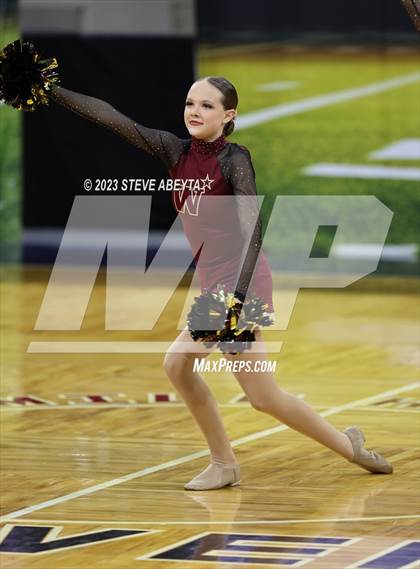 Thumbnail 1 in Windsor CHSAA Spirit Poms photogallery.