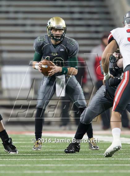 Thumbnail 3 in Athens vs. Central Catholic (OHSAA Division III Final) photogallery.