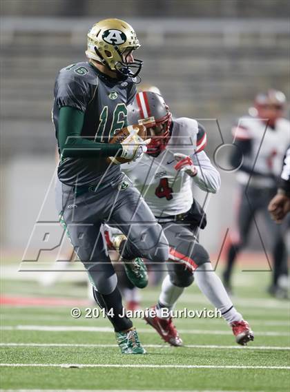 Thumbnail 2 in Athens vs. Central Catholic (OHSAA Division III Final) photogallery.