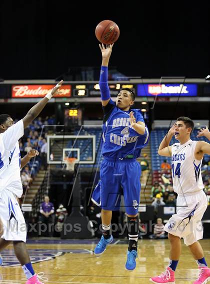Thumbnail 2 in Capital Christian vs Brookside Christian (CIF SJS D5 Final) photogallery.
