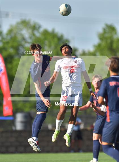 Thumbnail 2 in Seven Lakes vs. Duncanville (UIL 6A Soccer Semifinal) photogallery.