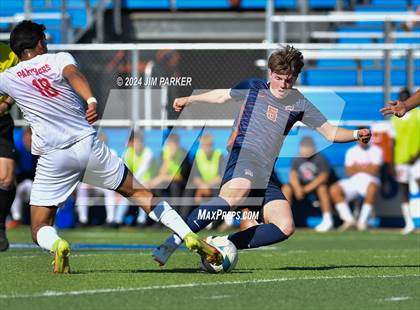 Thumbnail 2 in Seven Lakes vs. Duncanville (UIL 6A Soccer Semifinal) photogallery.