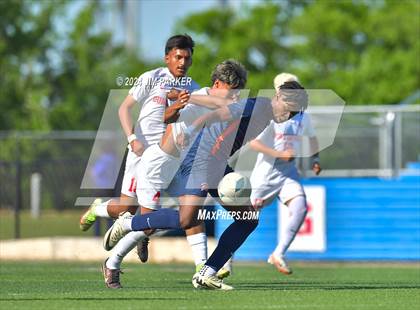 Thumbnail 1 in Seven Lakes vs. Duncanville (UIL 6A Soccer Semifinal) photogallery.