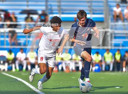 Thumbnail 2 in Seven Lakes vs. Duncanville (UIL 6A Soccer Semifinal) photogallery.