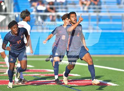 Thumbnail 1 in Seven Lakes vs. Duncanville (UIL 6A Soccer Semifinal) photogallery.
