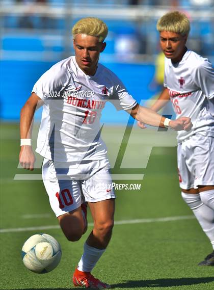 Thumbnail 2 in Seven Lakes vs. Duncanville (UIL 6A Soccer Semifinal) photogallery.
