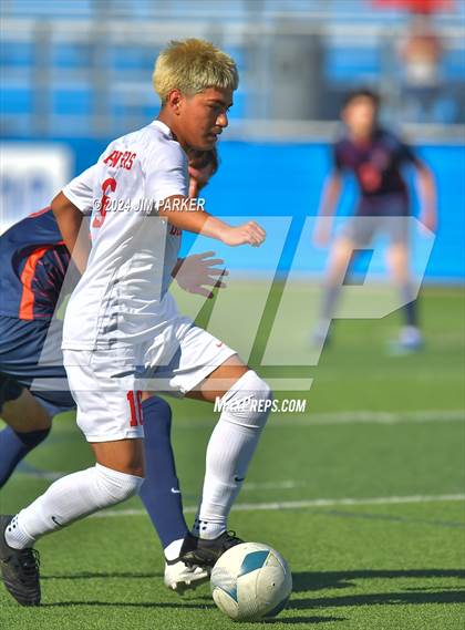 Thumbnail 3 in Seven Lakes vs. Duncanville (UIL 6A Soccer Semifinal) photogallery.