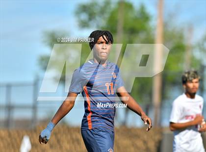 Thumbnail 1 in Seven Lakes vs. Duncanville (UIL 6A Soccer Semifinal) photogallery.