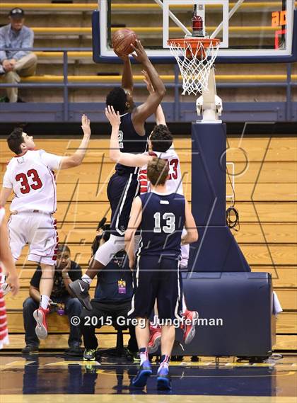 Thumbnail 1 in University vs. Sierra Canyon (CIF State D5 Final) photogallery.