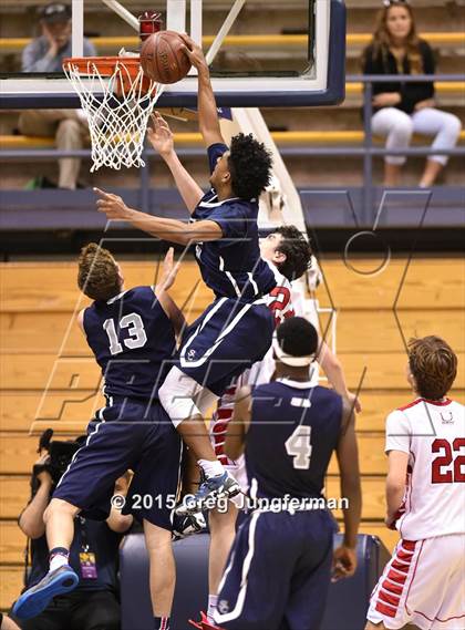 Thumbnail 2 in University vs. Sierra Canyon (CIF State D5 Final) photogallery.