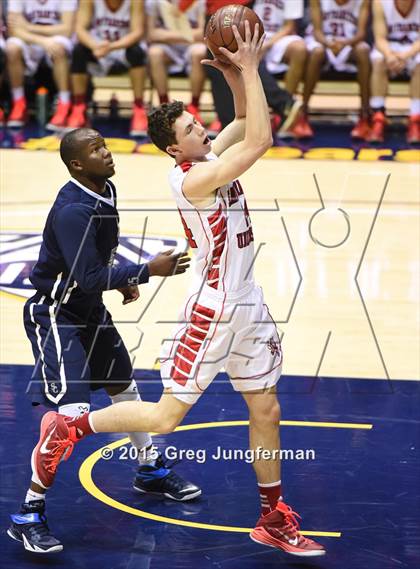 Thumbnail 3 in University vs. Sierra Canyon (CIF State D5 Final) photogallery.