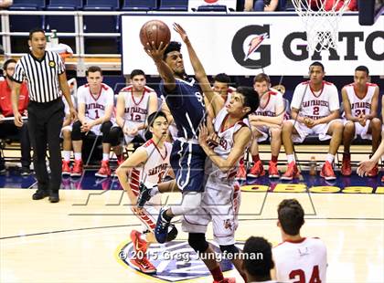 Thumbnail 2 in University vs. Sierra Canyon (CIF State D5 Final) photogallery.