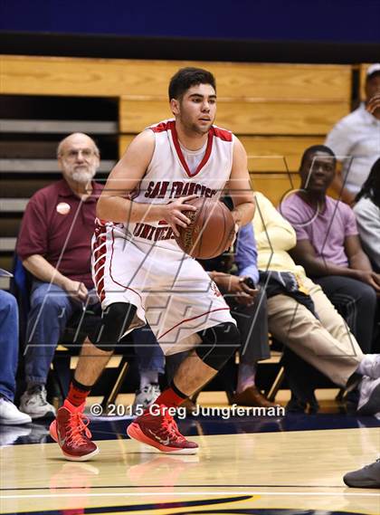 Thumbnail 1 in University vs. Sierra Canyon (CIF State D5 Final) photogallery.