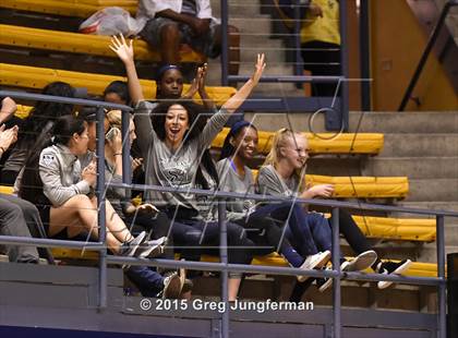 Thumbnail 3 in University vs. Sierra Canyon (CIF State D5 Final) photogallery.