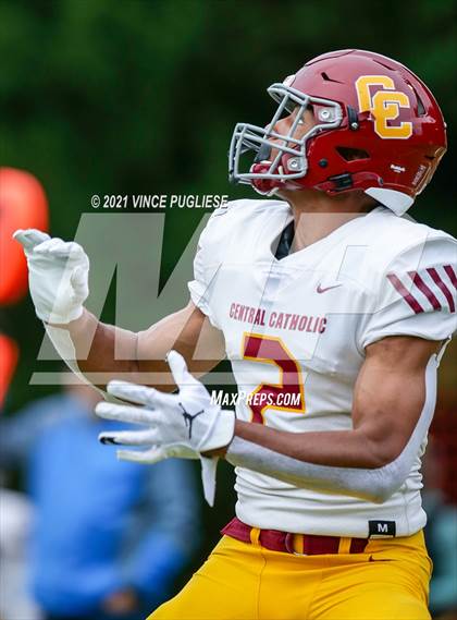 Thumbnail 3 in Central Catholic @ Tumwater photogallery.