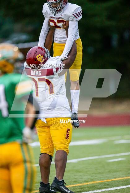 Thumbnail 2 in Central Catholic @ Tumwater photogallery.