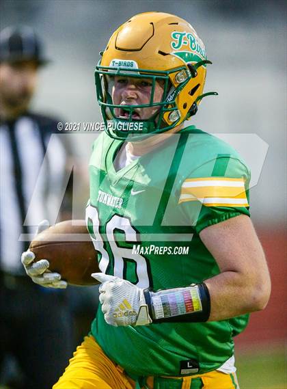 Thumbnail 3 in Central Catholic @ Tumwater photogallery.