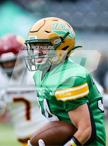 Thumbnail 3 in Central Catholic @ Tumwater photogallery.