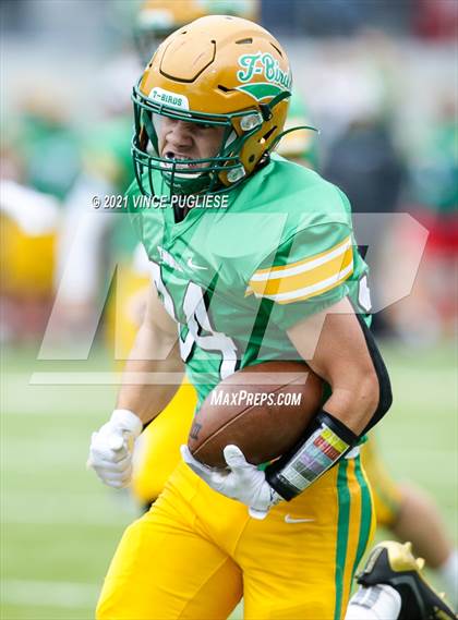 Thumbnail 3 in Central Catholic @ Tumwater photogallery.