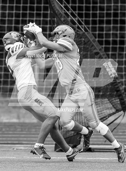Thumbnail 3 in Central Catholic @ Tumwater photogallery.