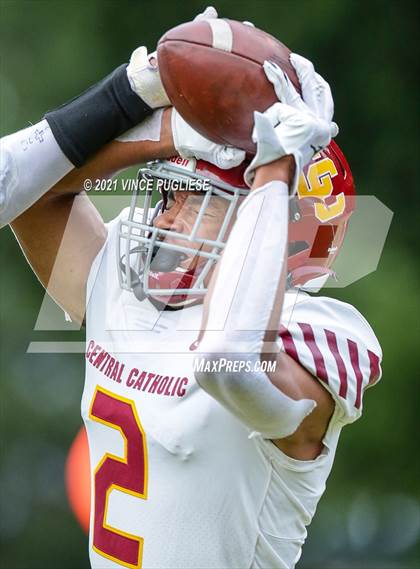 Thumbnail 3 in Central Catholic @ Tumwater photogallery.
