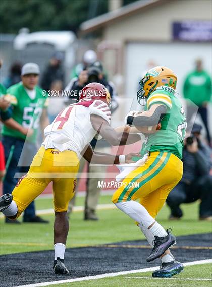 Thumbnail 3 in Central Catholic @ Tumwater photogallery.