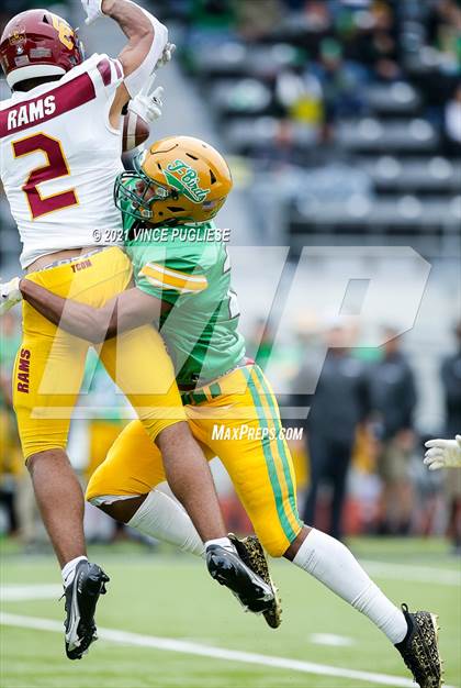 Thumbnail 3 in Central Catholic @ Tumwater photogallery.