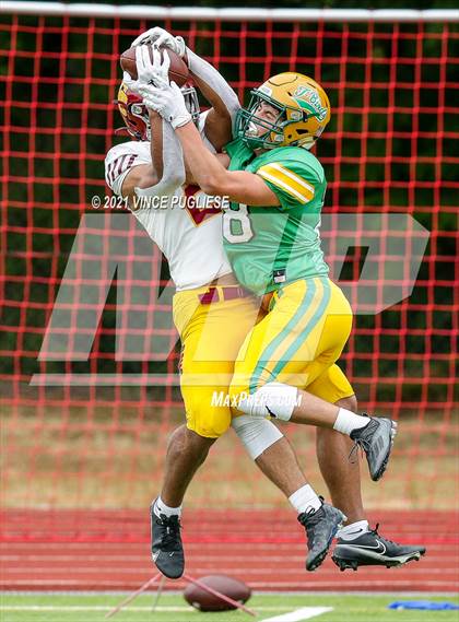 Thumbnail 3 in Central Catholic @ Tumwater photogallery.