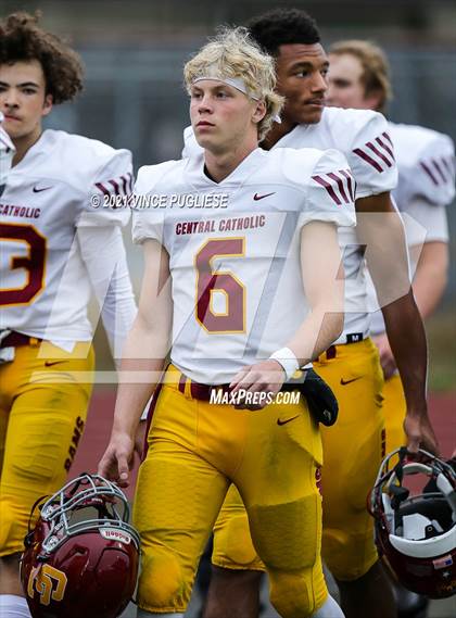 Thumbnail 3 in Central Catholic @ Tumwater photogallery.