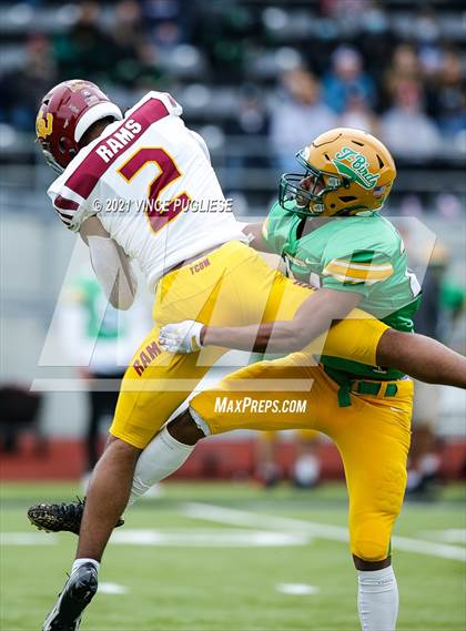 Thumbnail 3 in Central Catholic @ Tumwater photogallery.