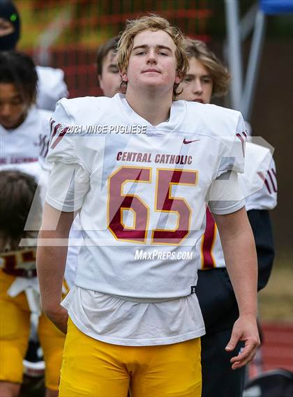 Thumbnail 3 in Central Catholic @ Tumwater photogallery.