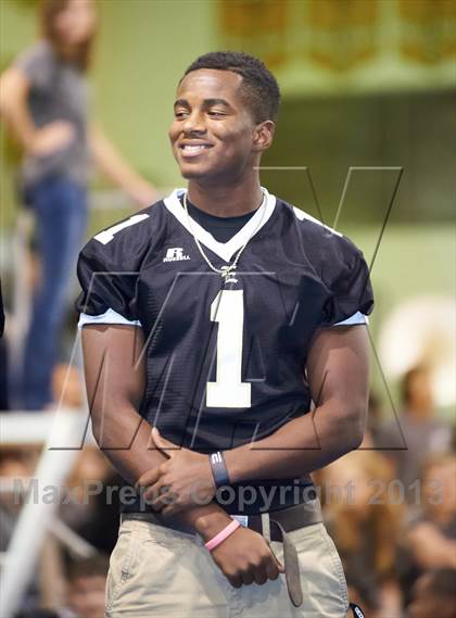 Thumbnail 2 in Lakeside @ Evans (MaxPreps Rivalry Series) photogallery.