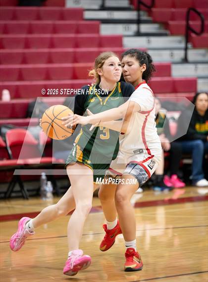 Thumbnail 3 in JV: Tracy @ Lincoln photogallery.