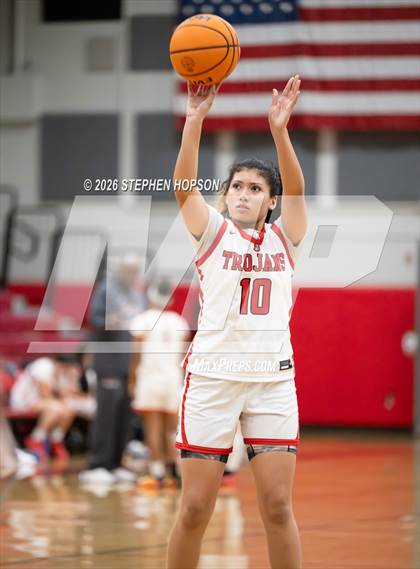 Thumbnail 2 in JV: Tracy @ Lincoln photogallery.