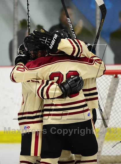 Thumbnail 1 in Watertown/Pomperaug @ North Haven photogallery.